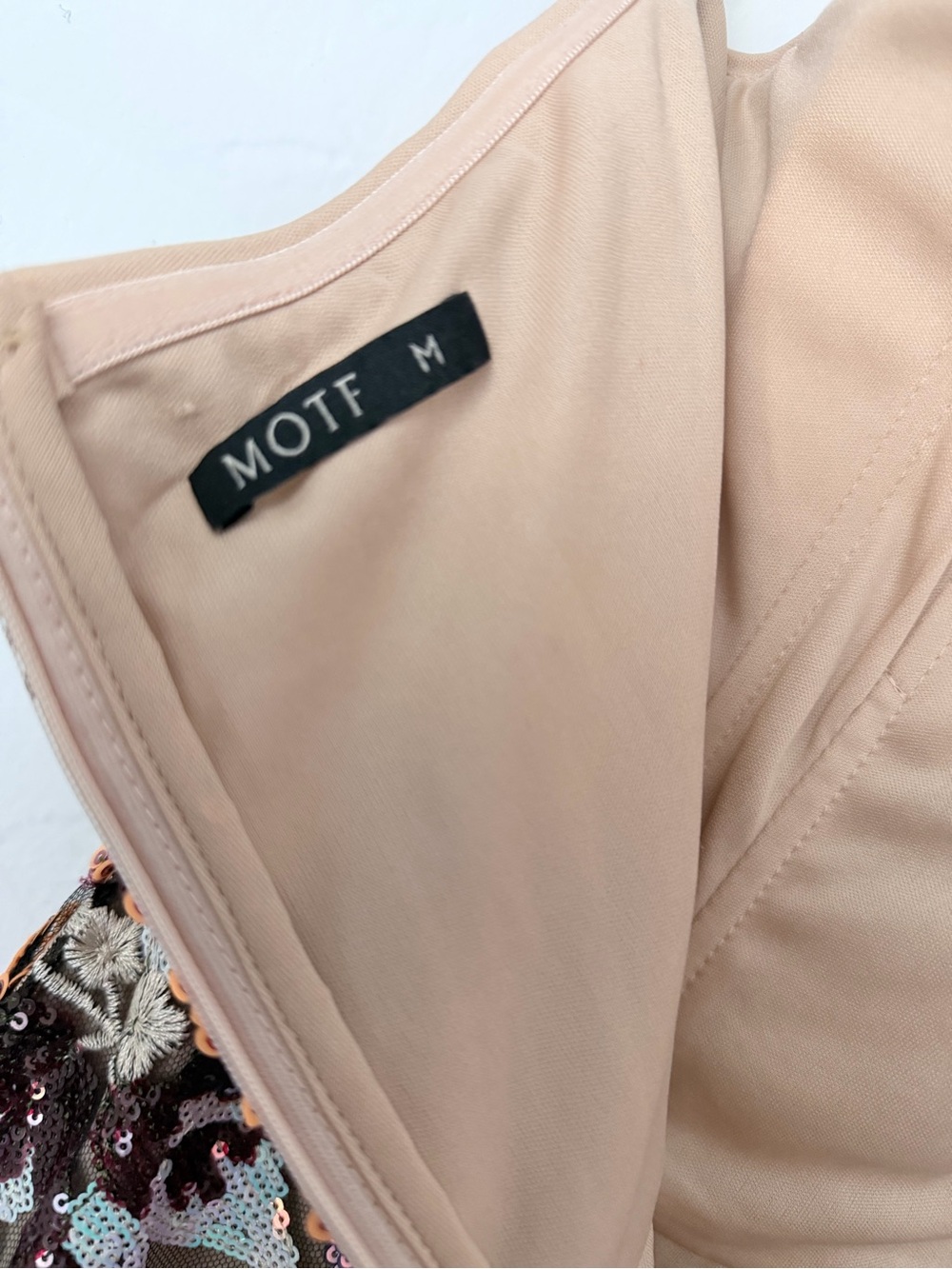 NWT Sequin Floral Slip Midi Dress in Rose Gold and Pink Women’s Sz: Medium - Picture 7 of 11